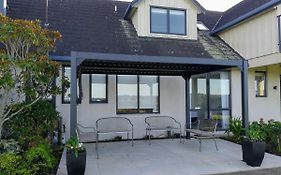 Kakariki Rooms, Kotare House